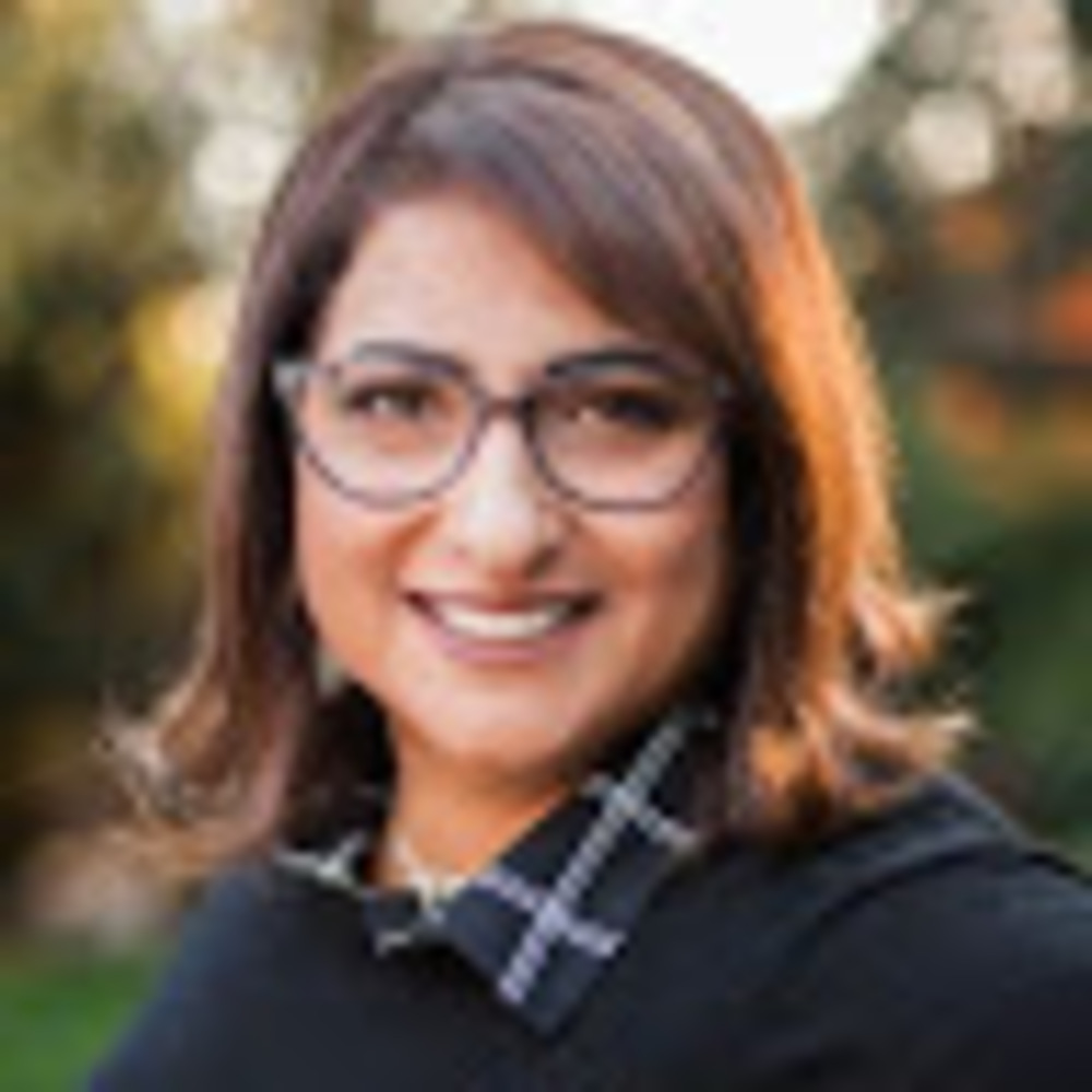 Meet your Posher, Keshmira